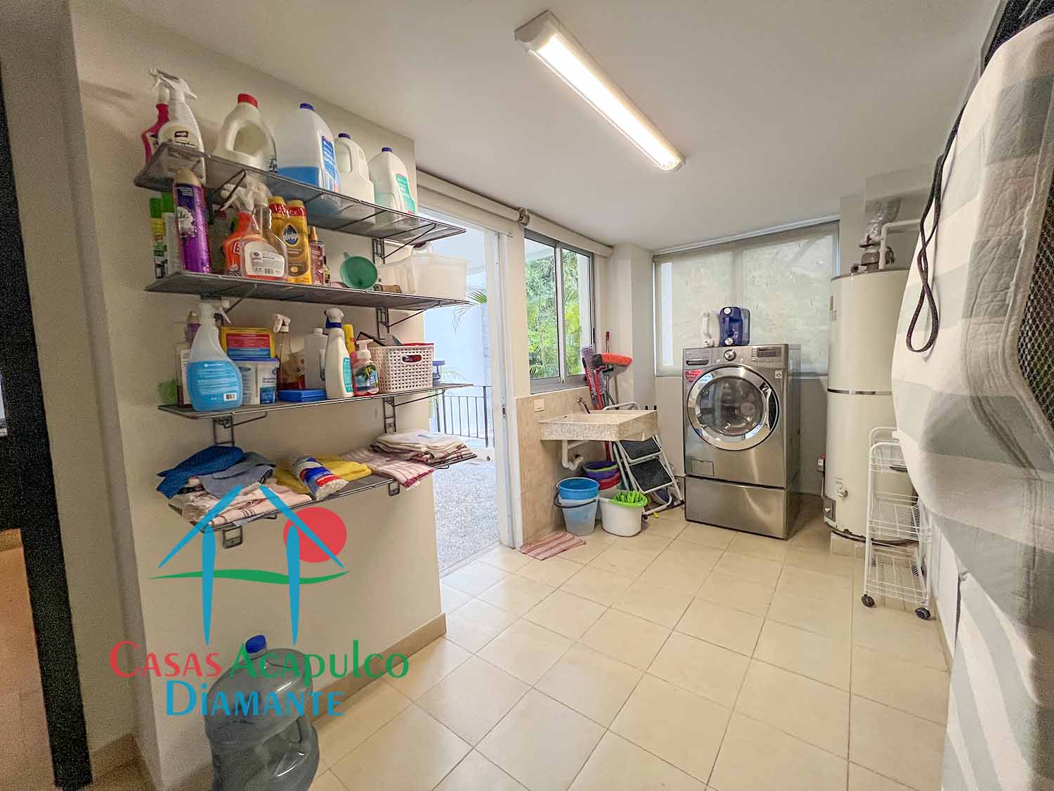 Vista Real San Marino 4 C1 - Lavandería 2